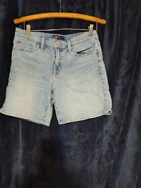 GAP Faded Light Blue Denim Mid-Rise Shorts